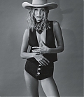 Bella-Hadid-Vogue-Australia-Cover-Photoshoot05.jpg